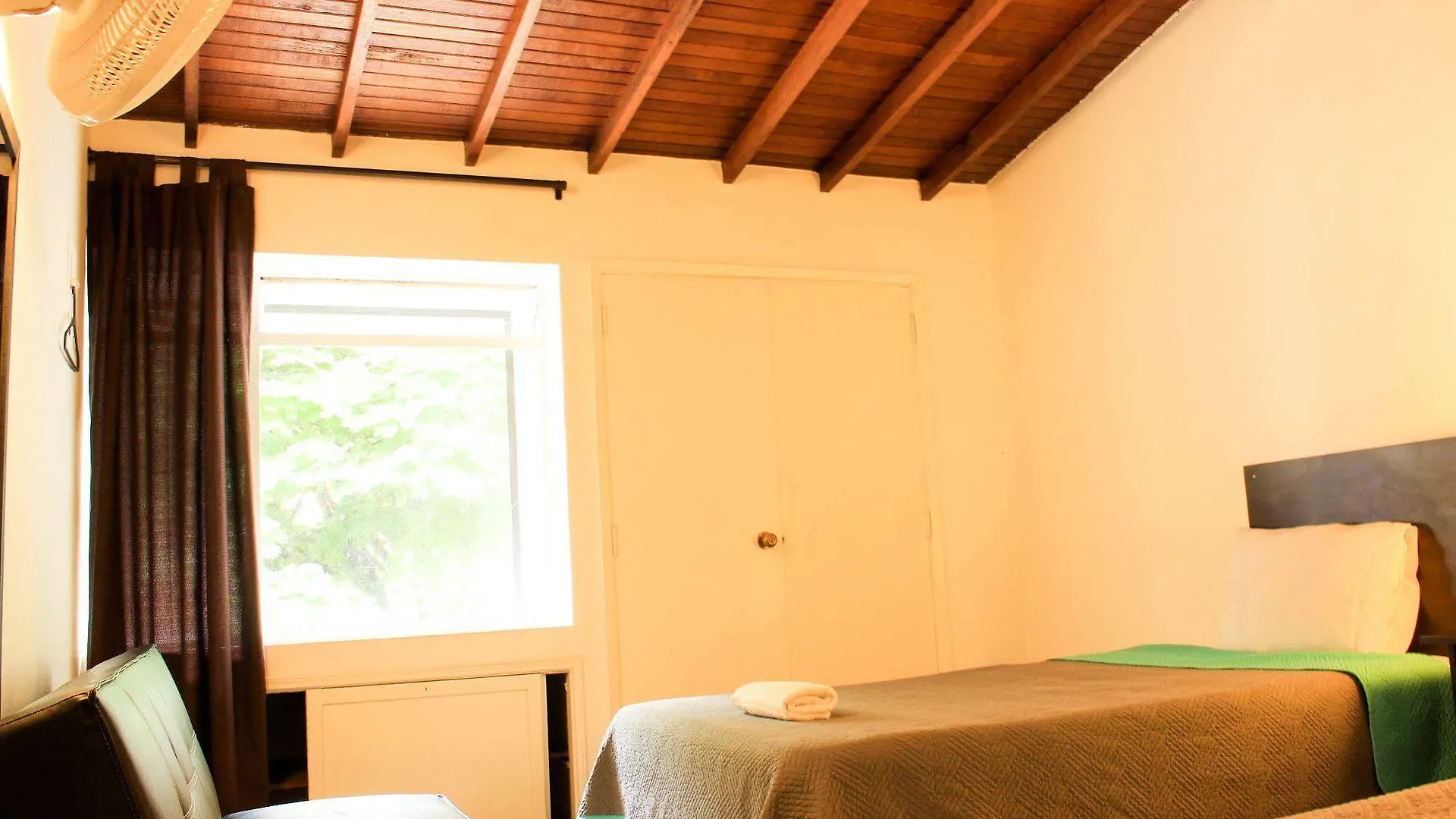 Maloka Hostel מדיין