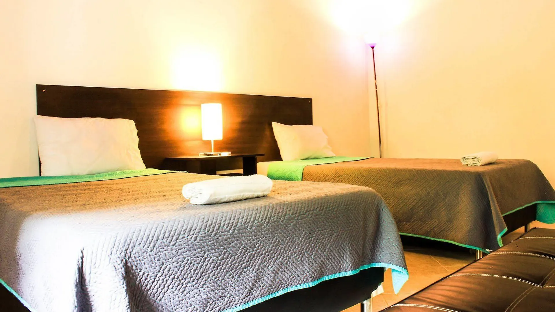 Maloka Hostel מדיין