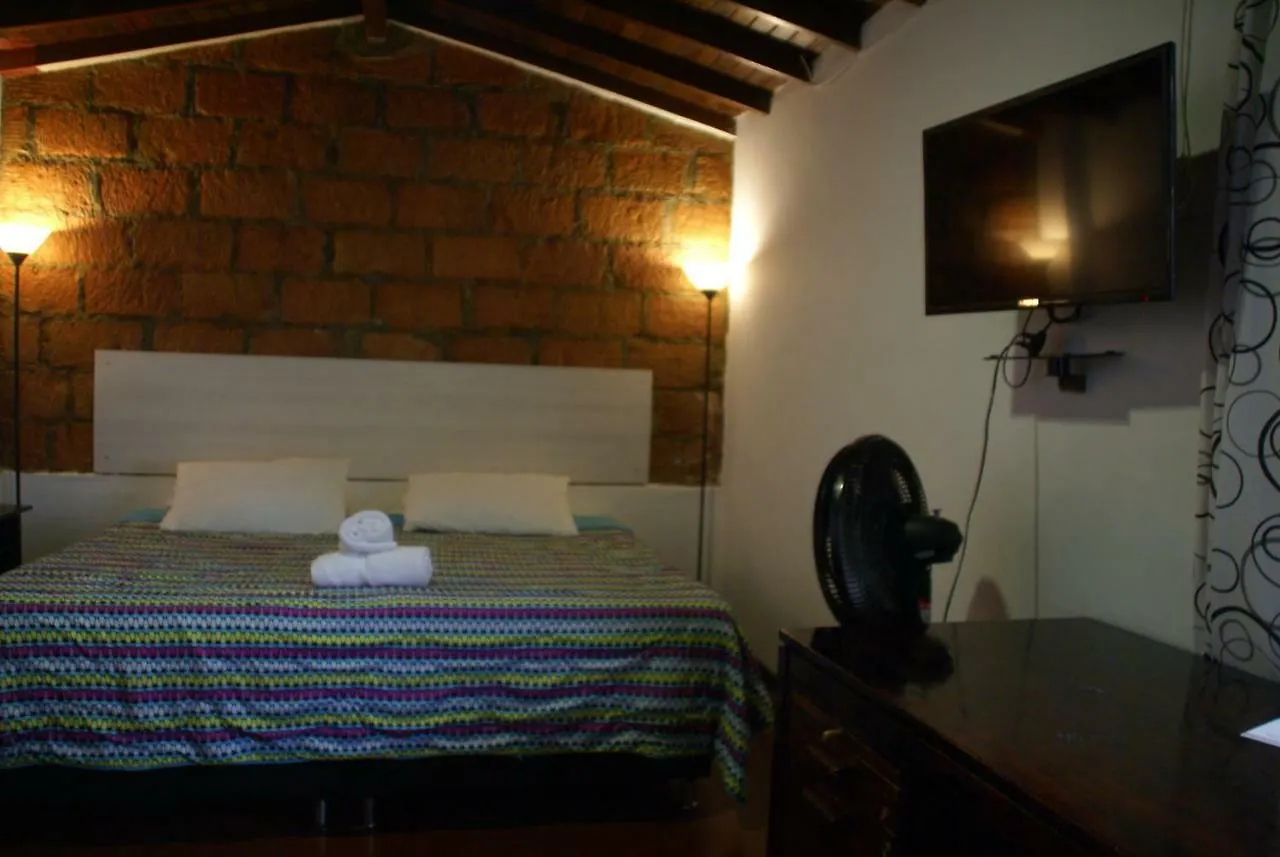 Maloka Hostel מדיין 0*,