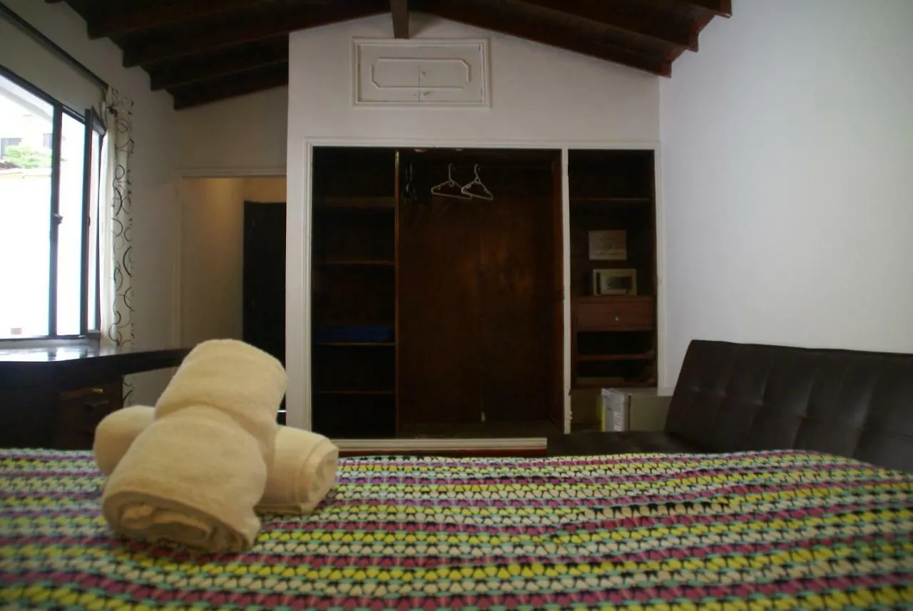 Maloka Hostel מדיין